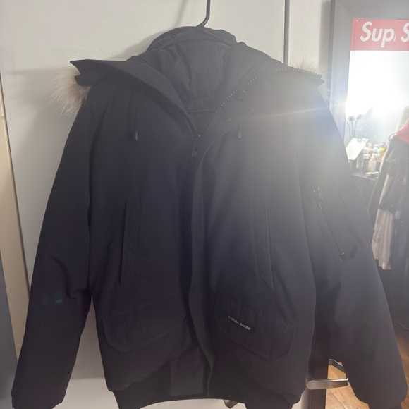 Canada Goose Black Puffer Jacket with Fur Trim - Picture 1 of 8